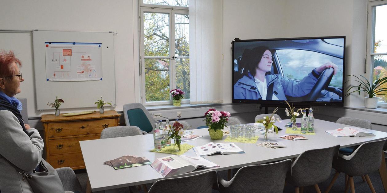 Learning in the villa: This is what the new Rummelsberg nursing school in ...