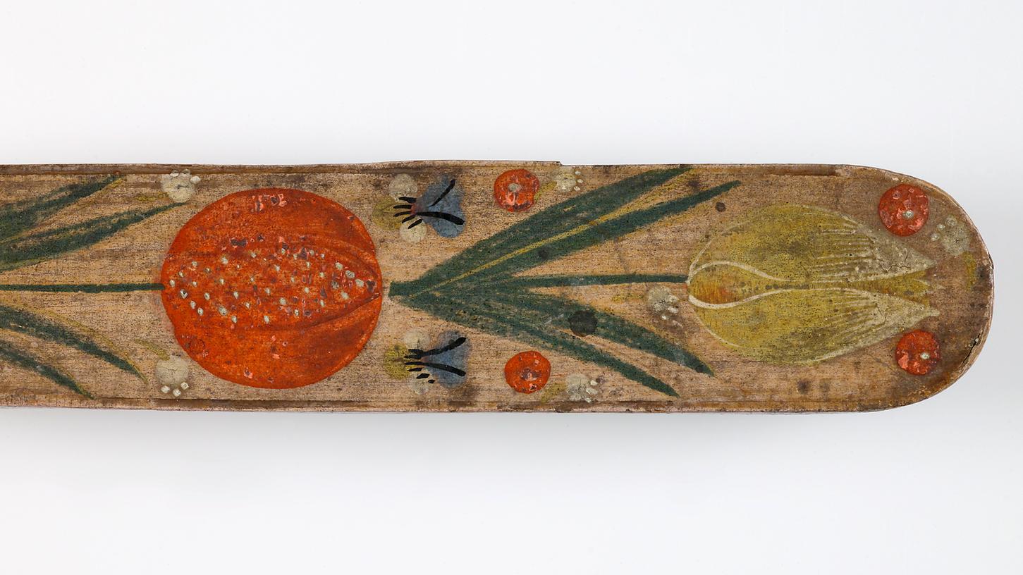 Historische Spanschachtel aus dem Germanischen Nationalmuseum (GNM) mit der ältesten Erwähnung des Nürnberger Christkindlesmarktes Historische Spanschachtel aus dem Germanischen Nationalmuseum (GNM) mit der ältesten Erwähnung des Nürnberger Christkindlesmarktes