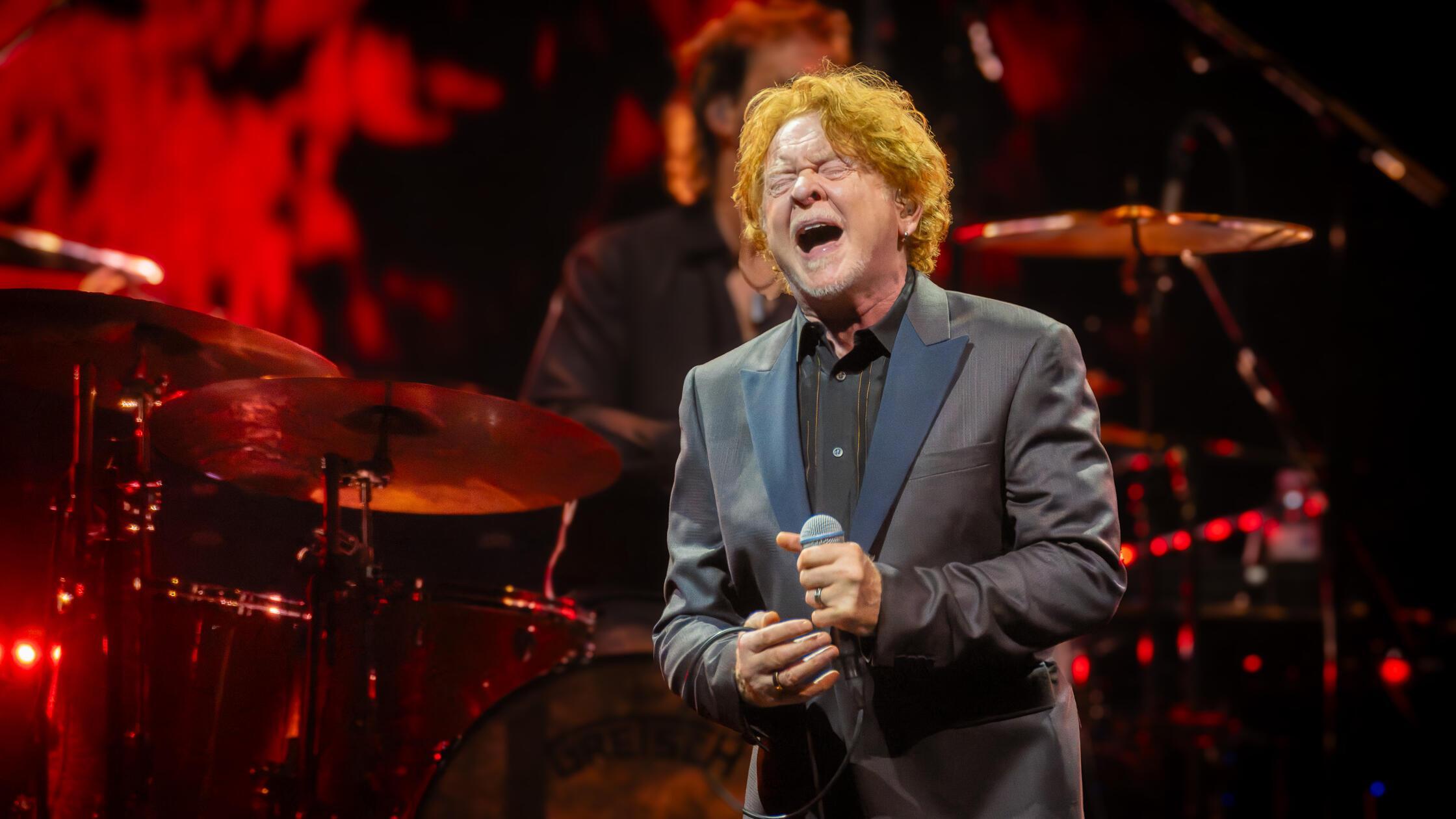 221025_di_simplyred20