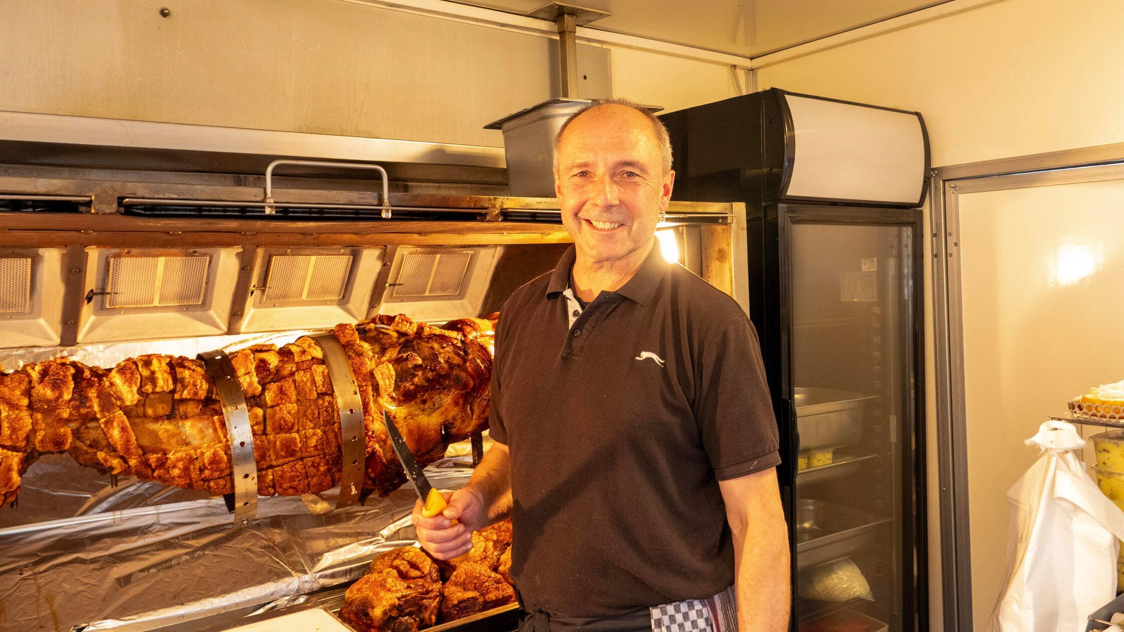 Pulled pork, Schäuferla, and suckling pig: On tour with the Altdorf pork ...