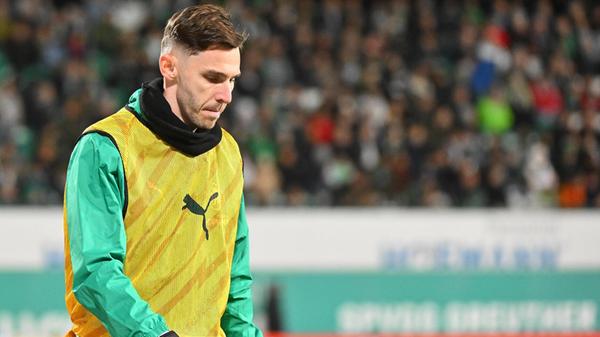 Paukenschlag schon vor der Partie: Kapitän Branimir Hrgota muss zunächst auf der Bank Platz nehmen, für ihn beginnt Felix Higl - einer von vier Wechseln im Vergleich zum 0:6 bei der SV Elversberg.