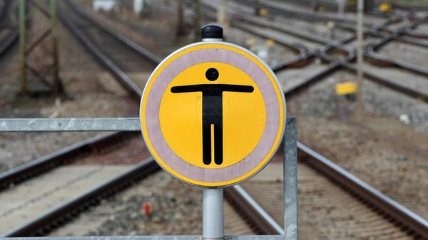 DB, Deutsche Bahn, Bahn, Schiene, Fahrgäste, Zug ,