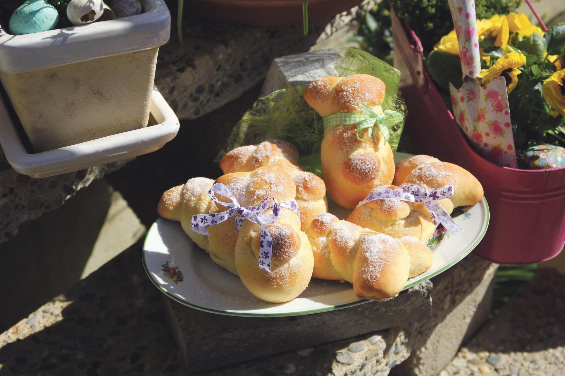Etwas zu Ostern mit den Häschen aus Quark-Öl-Teig hat Michelle Ermer geliefert.