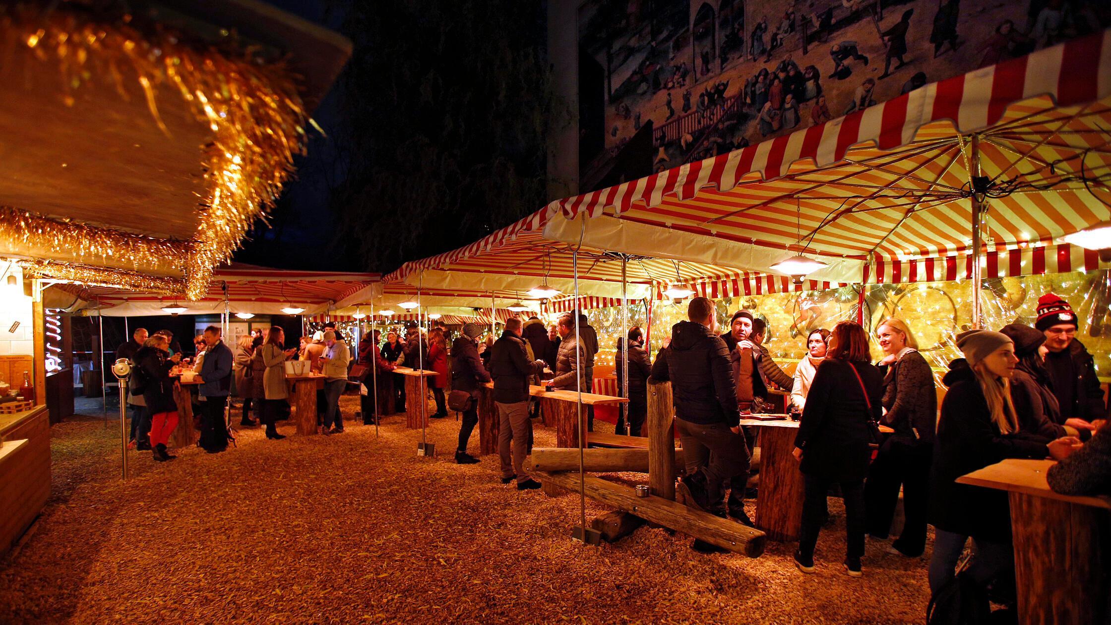 Gluehschwein_fuer_Alternative_Weihnachtsmaerkte_