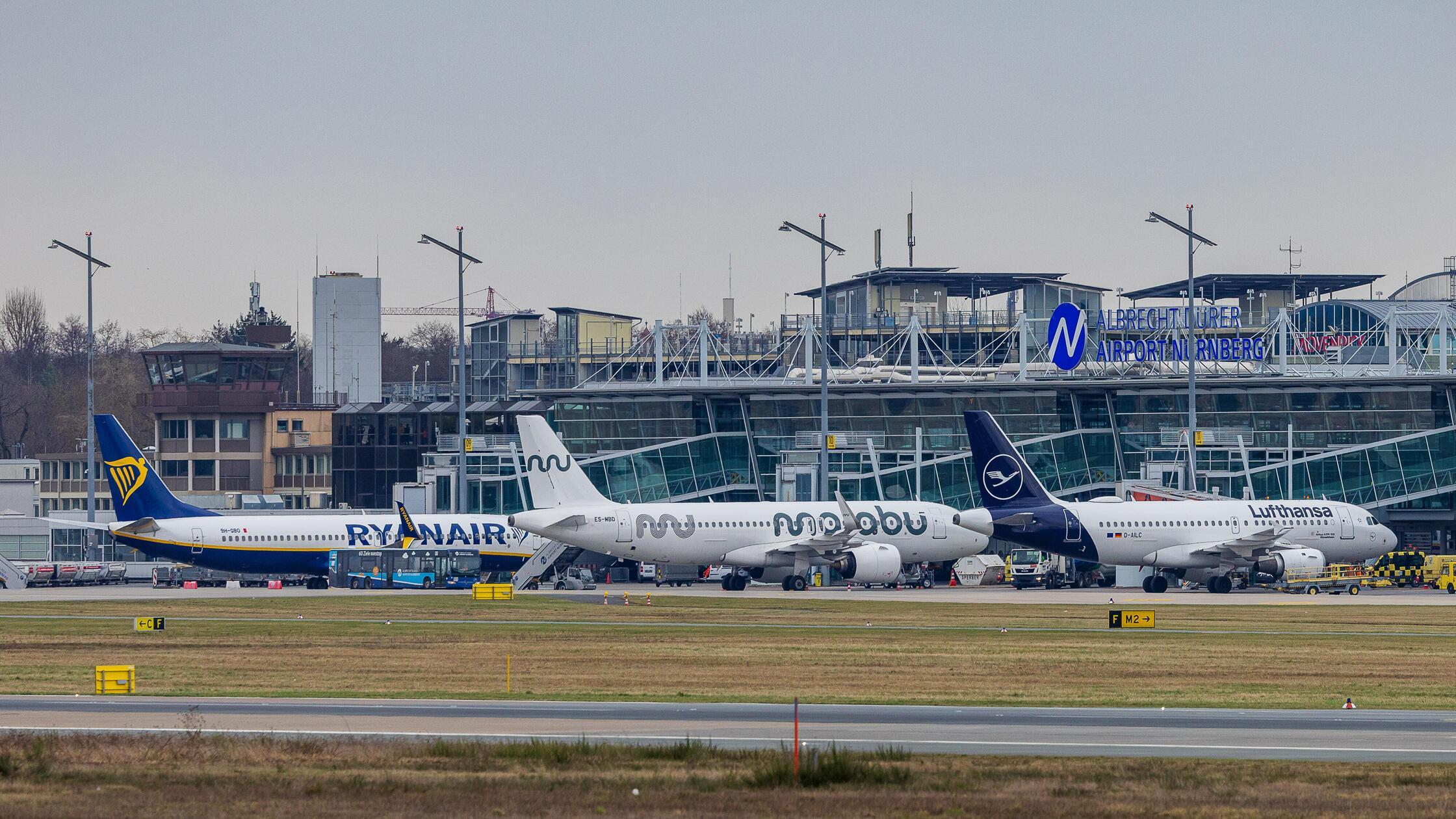 Lufthansa streicht ab 2026 weitere Inlandsflüge - auch Flughafen Nürnberg betroffen