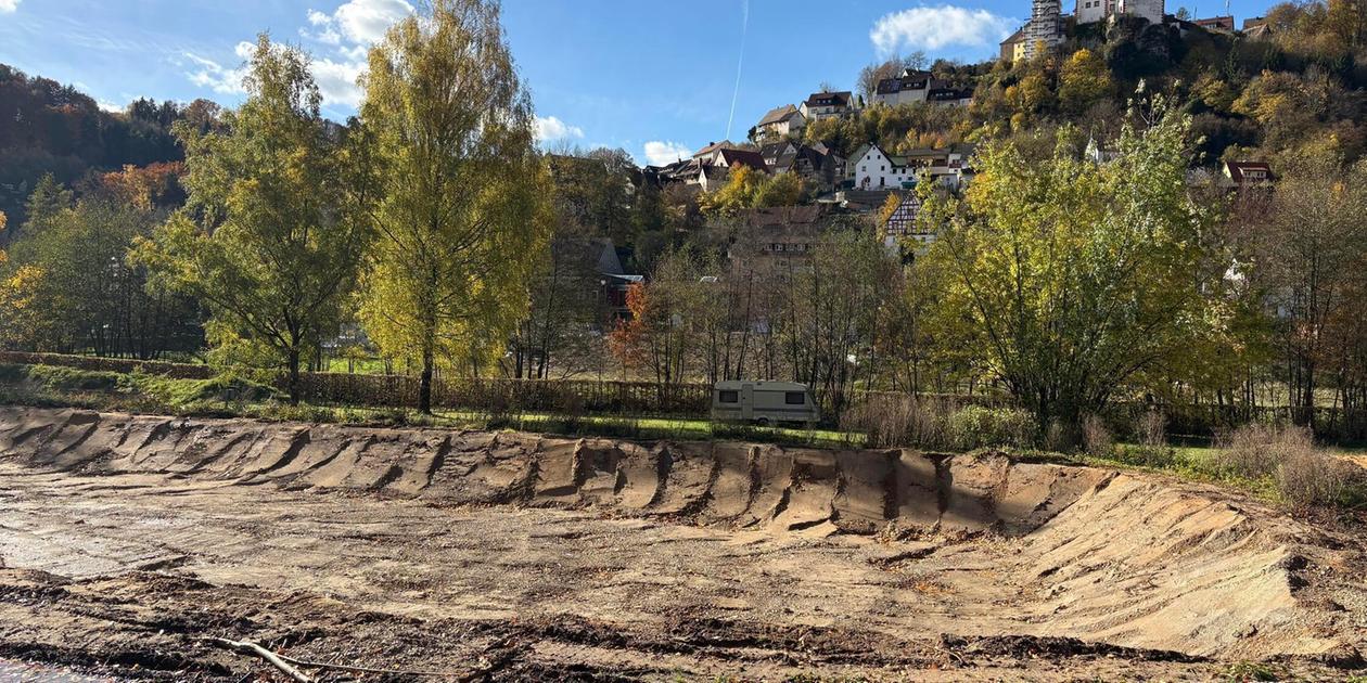 Construction finally begins: Outdoor swimming pools in Franconian ...