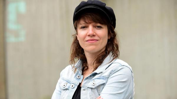 Mit dem Deutschen Jazzpreis in der Tasche kommt die Monika Roscher Bigband am Samstag, 22. November, in den Z-Bau gedüst. Bei dem Konzert im Saal stellt die Formation ihren vielschichtigen Mix aus Art-Pop, Rock, Elektro und Jazz vor. Beginn: 20 Uhr.