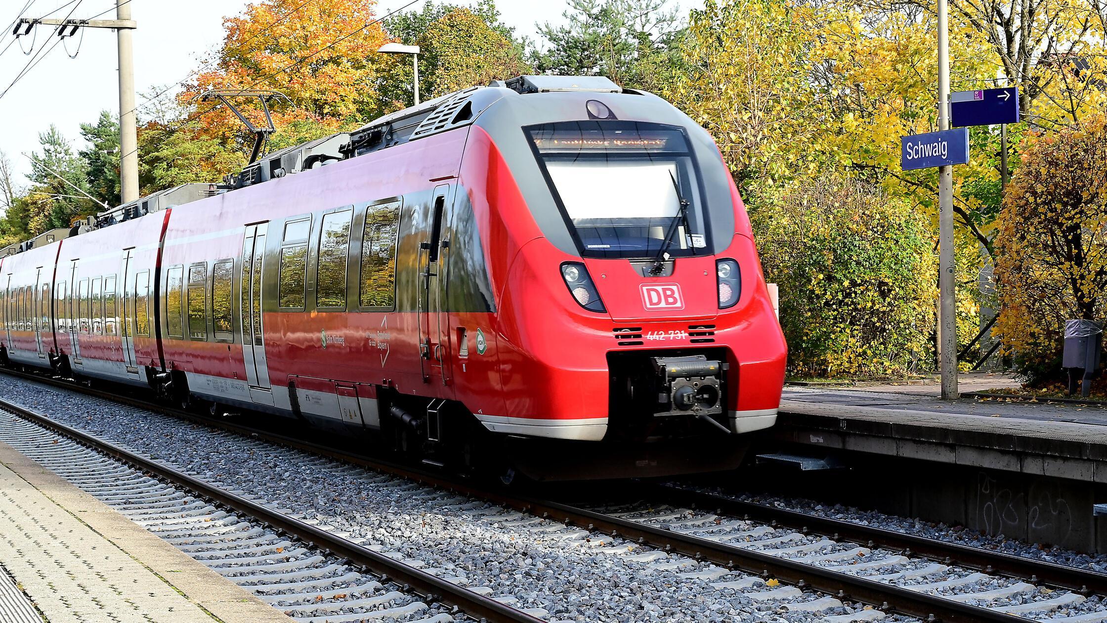 bahn_hjw_291025_057