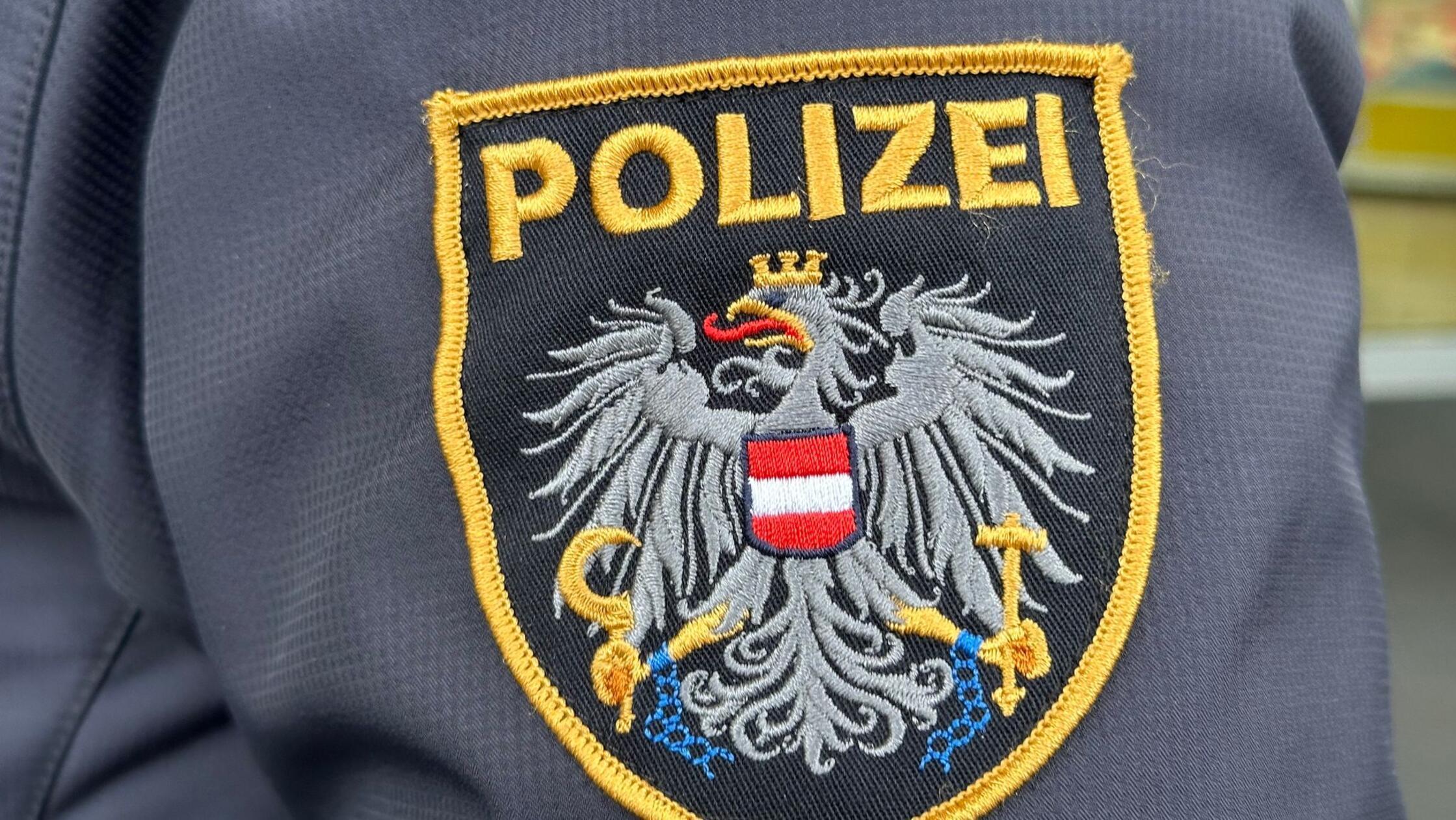 Geiseldrohung in Zug in Österreich - Mann festgenommen