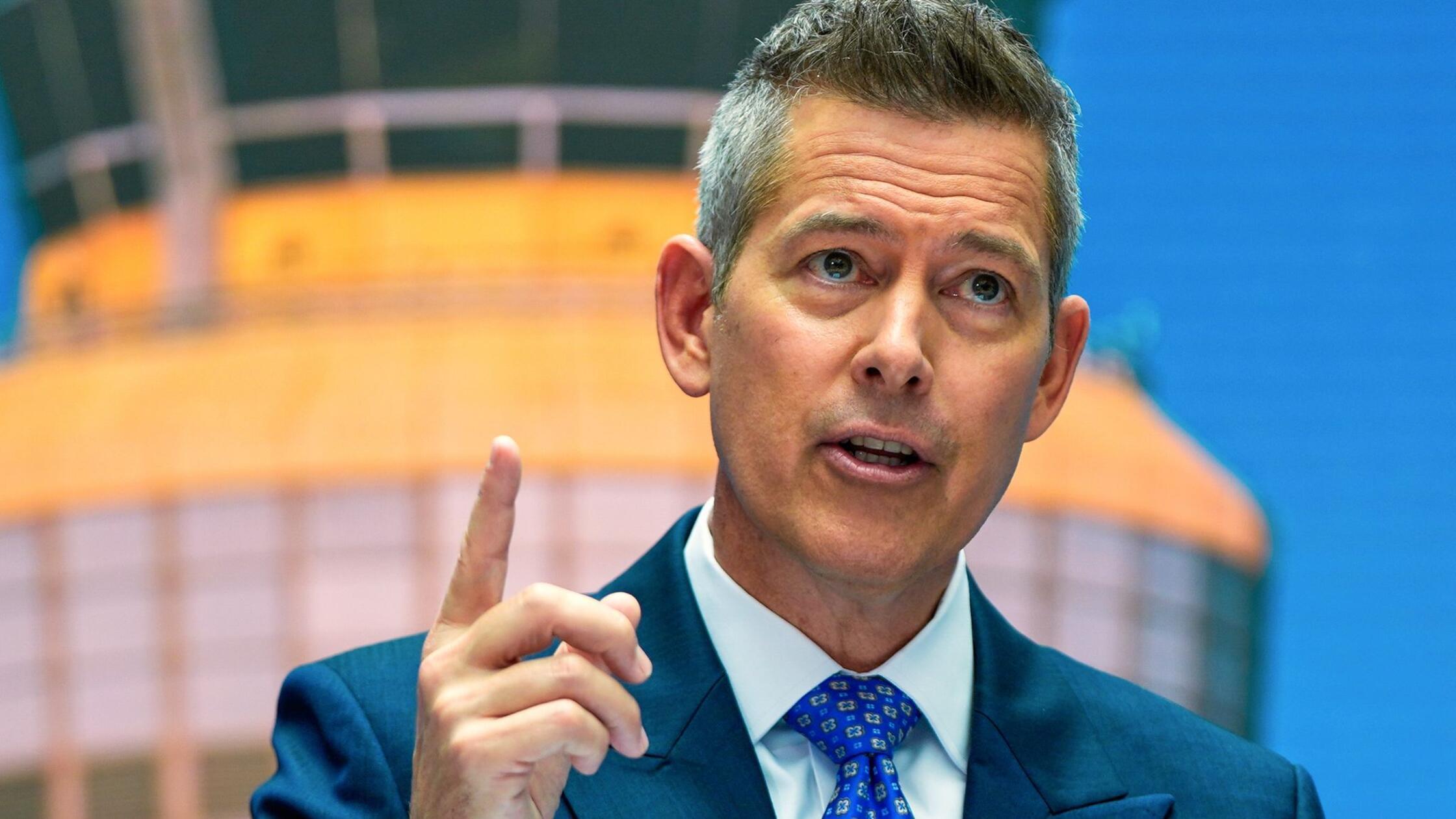 Shutdown: US-Minister droht mit Schließung von Lufträumen