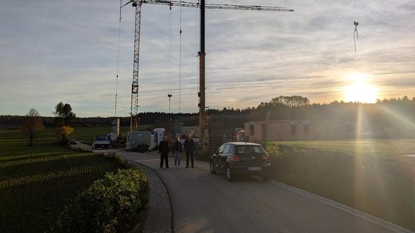 Bürgermeister Ludwig Lang (re.), Linda Mößler vom