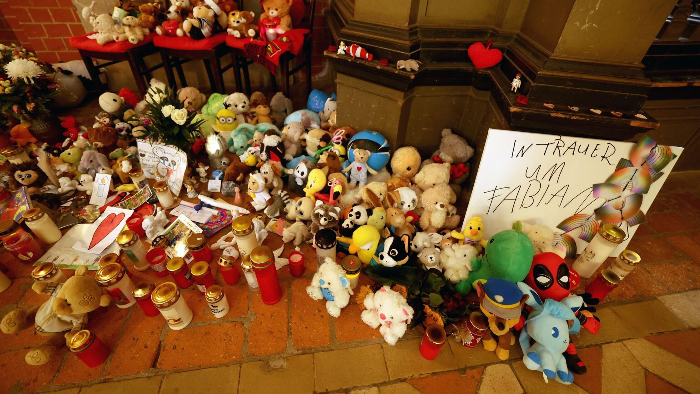 Fall Fabian bei ZDF-Show „Aktenzeichen XY“: Ermittler durchsuchen nach Hinweisen mehrere Wohnungen