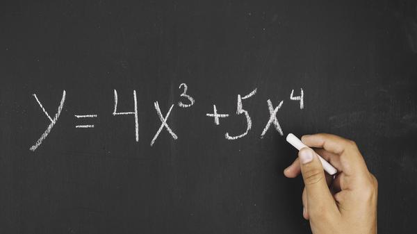 Handschriftliche mathematische Gleichung