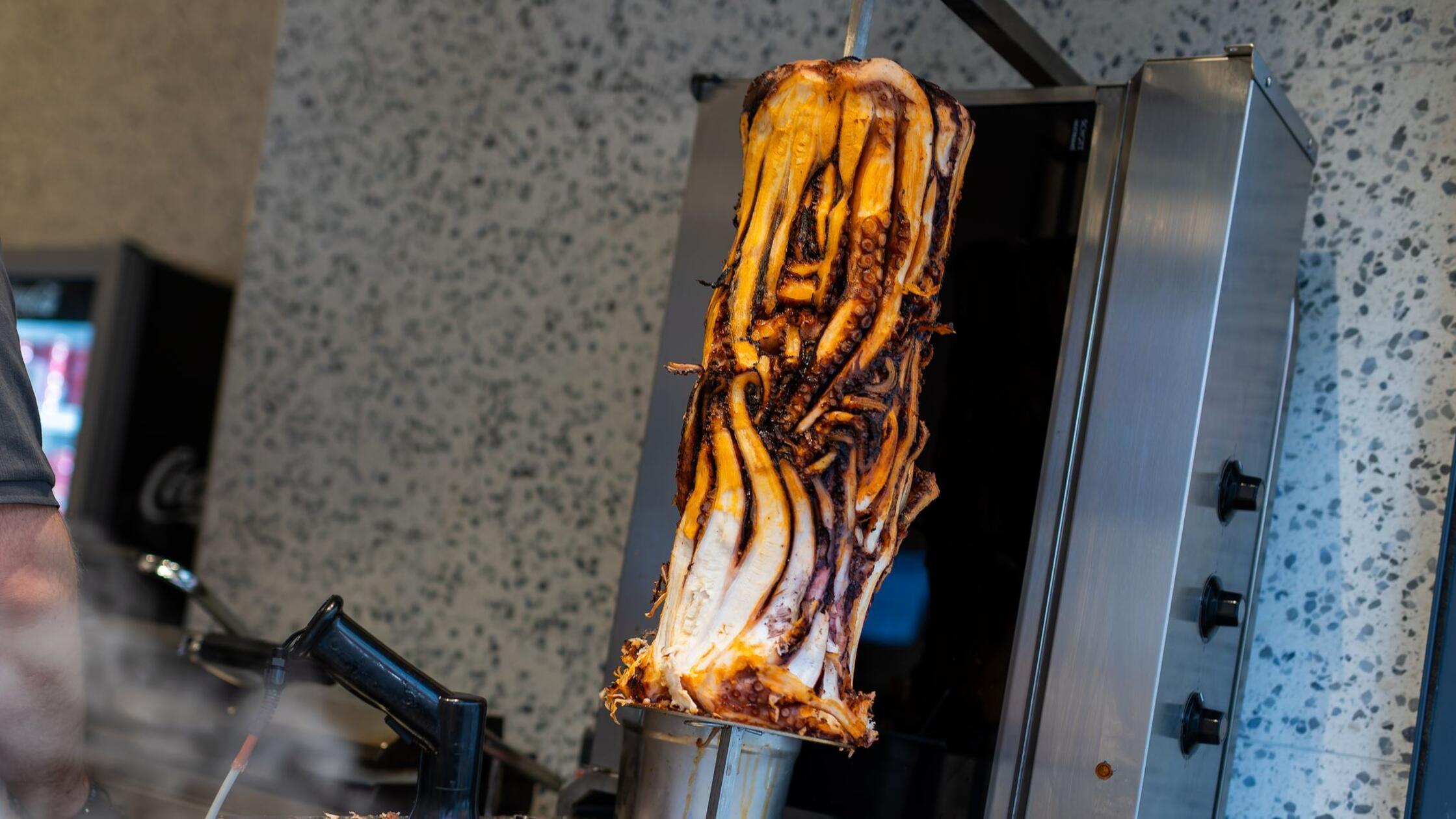Neuer Döner-Hype? Tentakel am Spieß sorgt für Wirbel