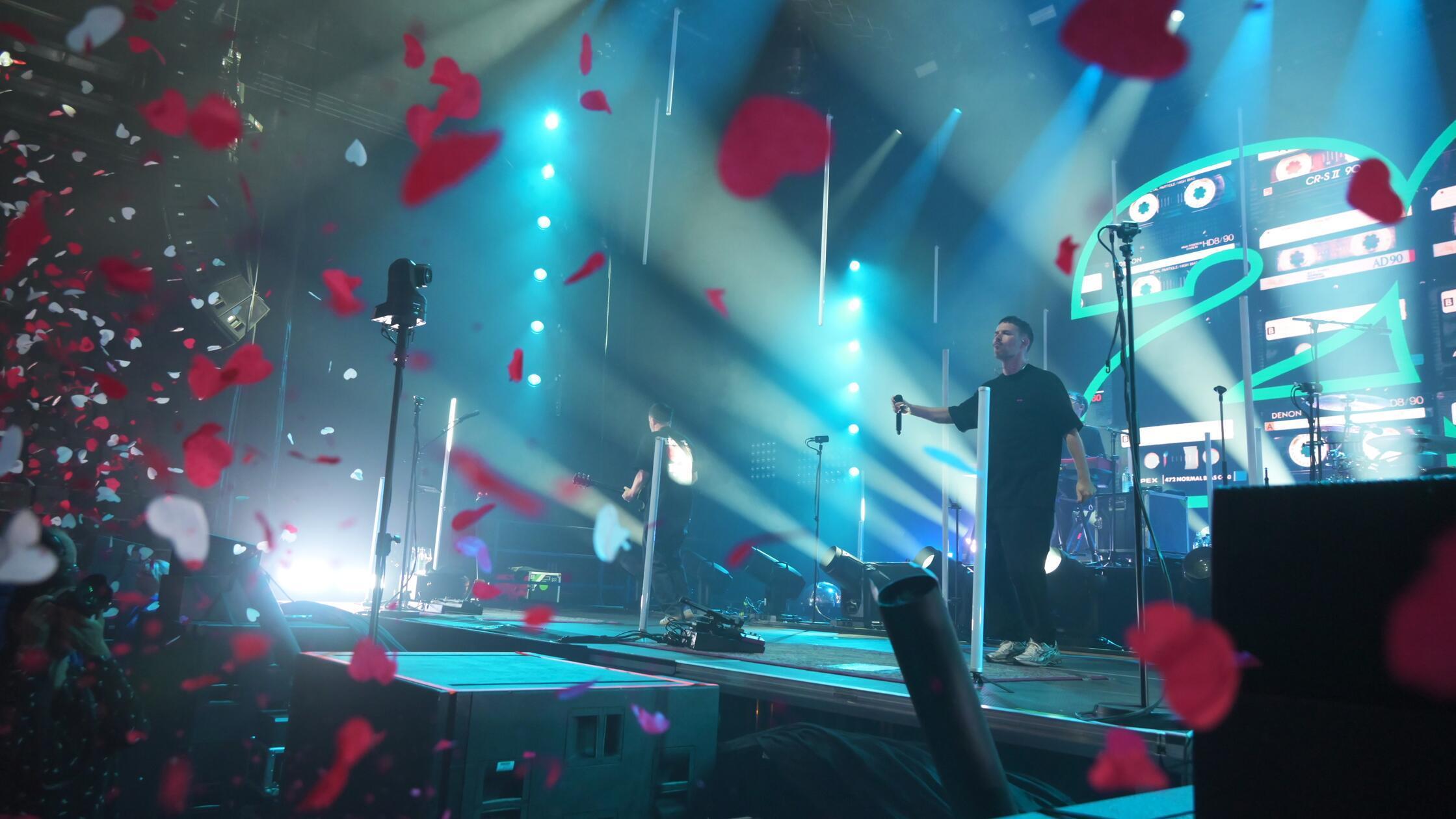 Revolverheld hat ihre Jubiläumstour mit einem Stopp in Nürnberg gestartet.