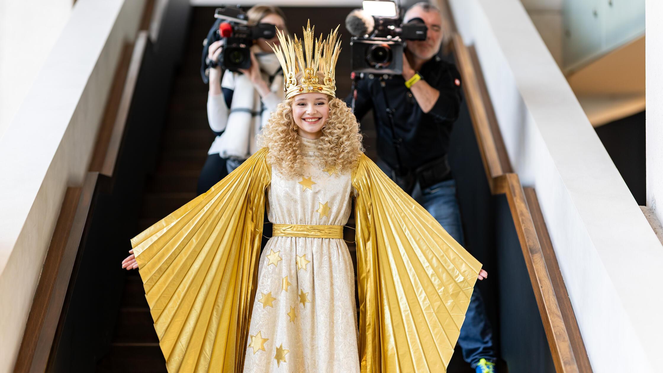 Anprobe Nürnberger Christkind