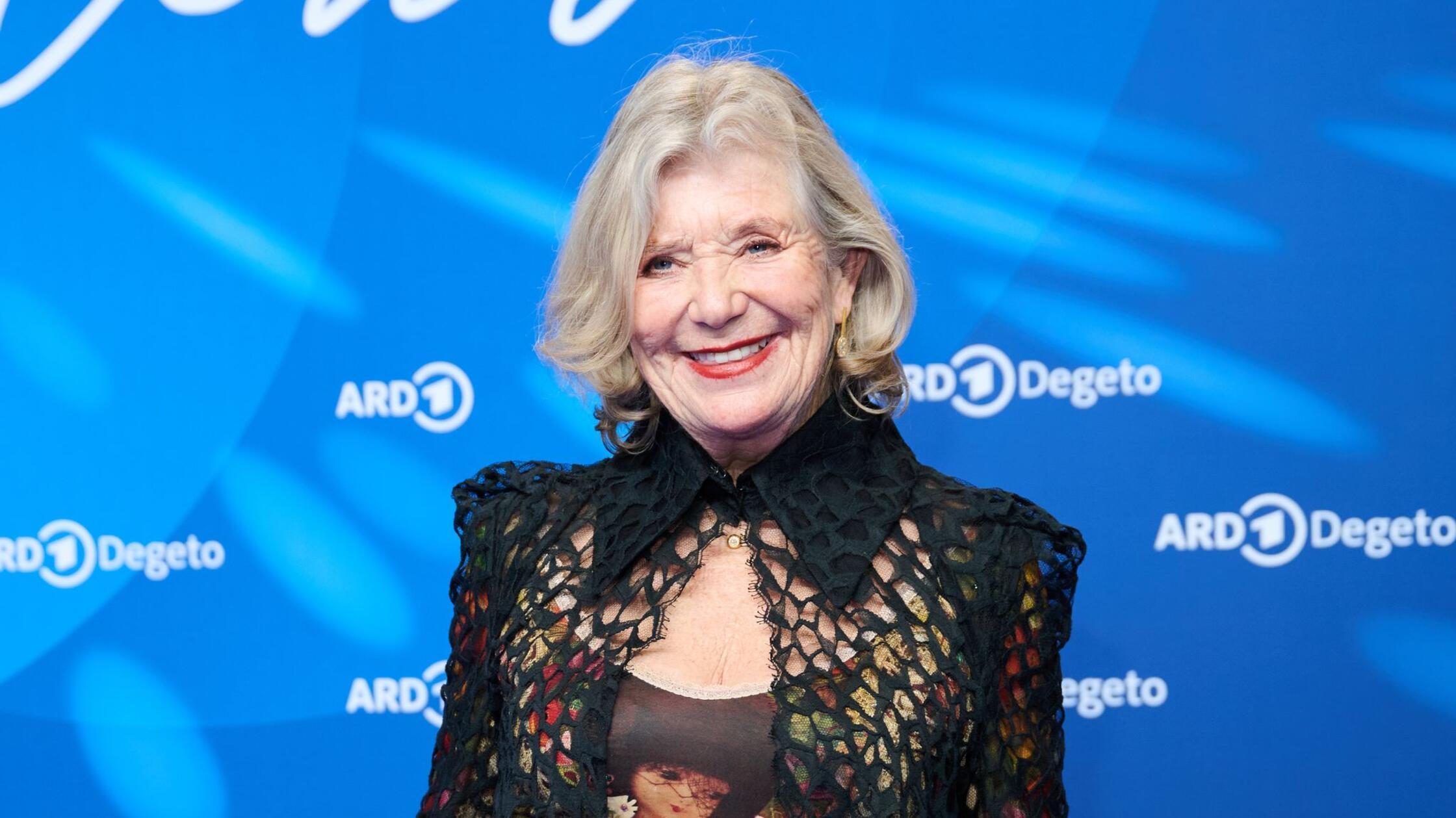 Jutta Speidel ist ihren Führerschein los