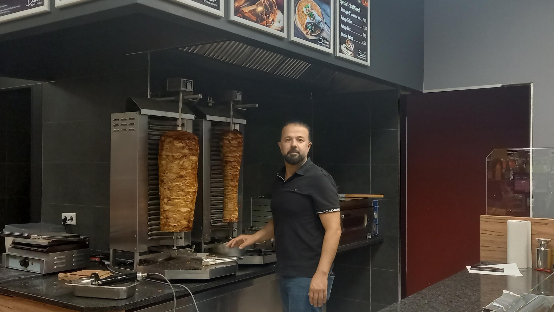 Baran Döner und Feinkost : Friedrich-Wambsganz-Straße 1