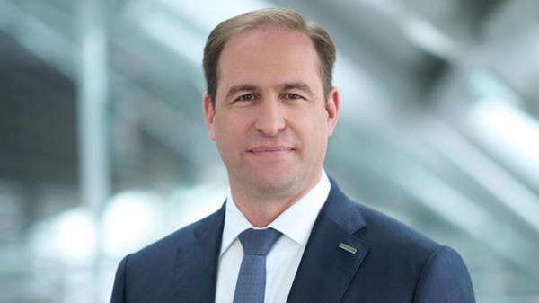 1272987_3_2-schaeffler-executive-board-christophe-