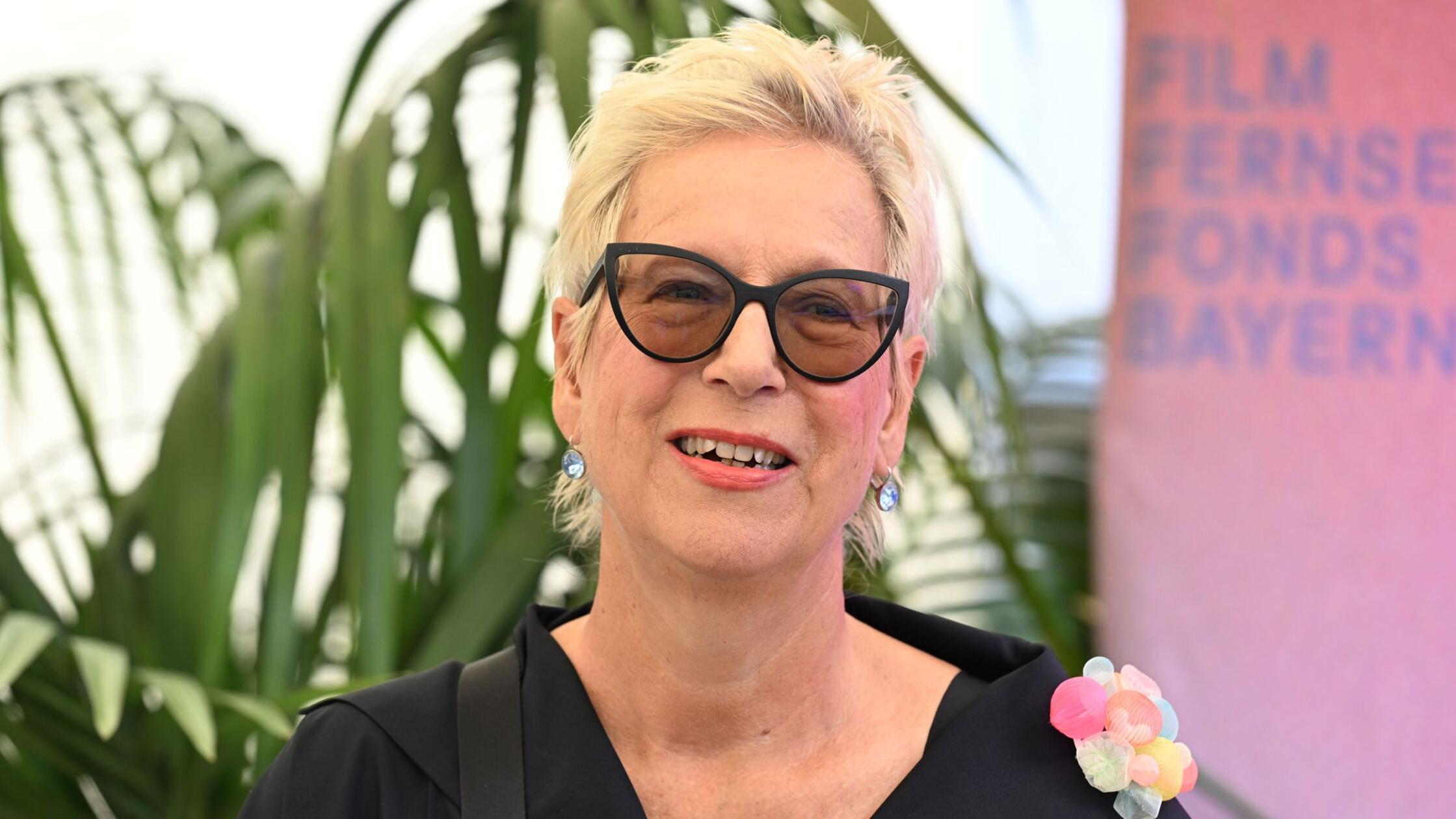 Einsames Leben mit Pflegeroboter – Doris Dörrie dreht wieder