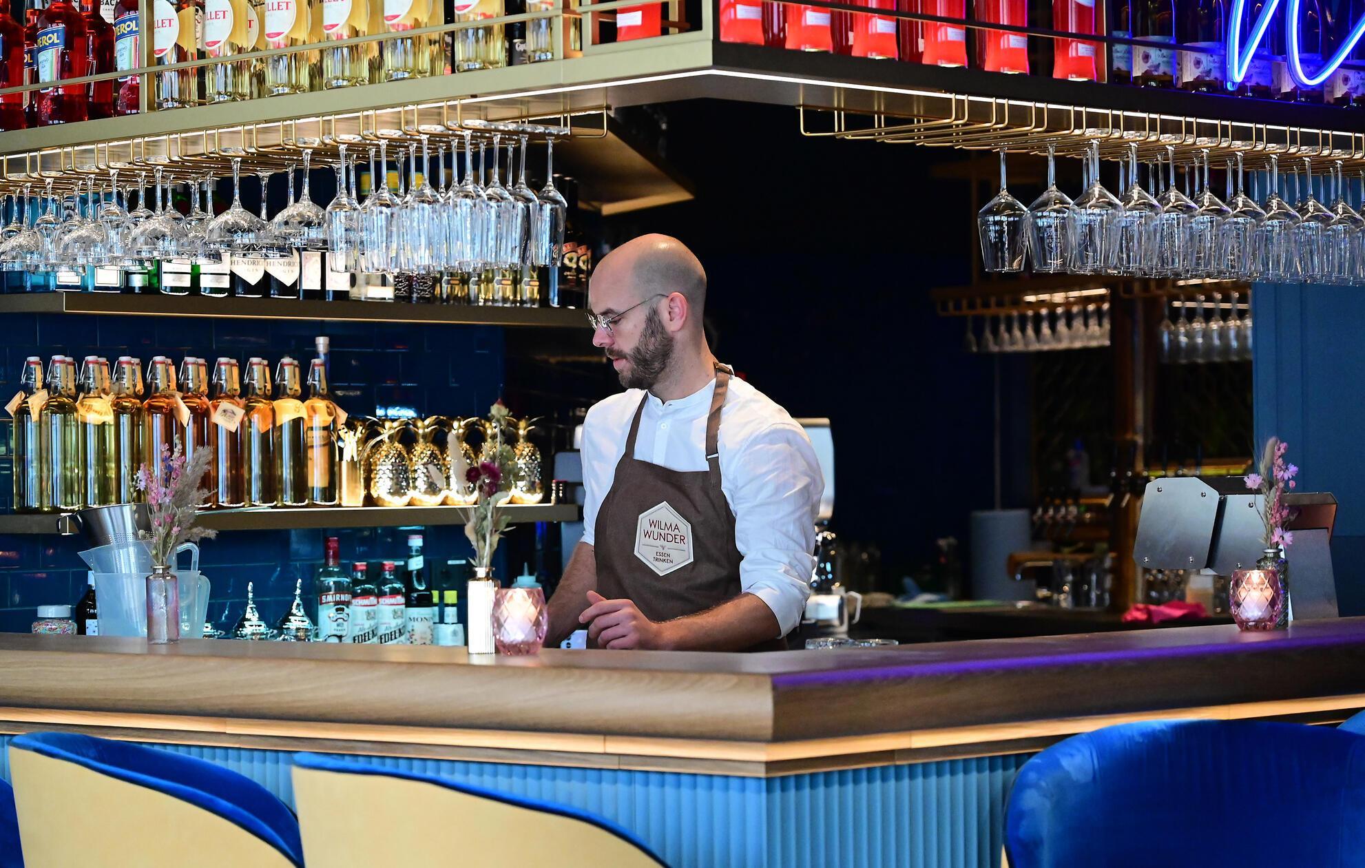 Ein Ganztagskonzept - von Frühstück über Mittagessen bis Abendessen - soll die Gäste locken. Die Bar lädt auch zum Daydrinking.