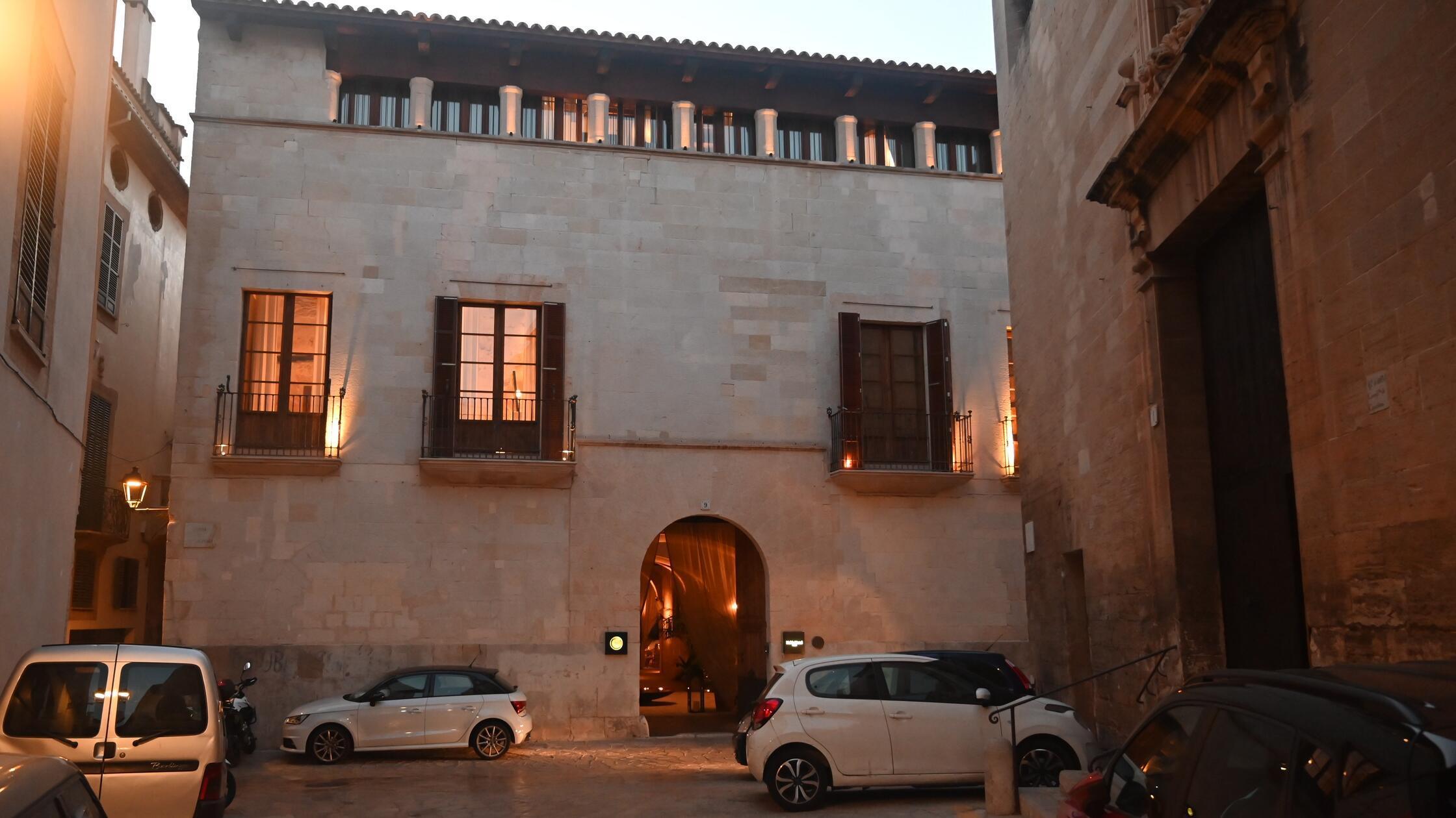 Eindrücke aus Palma, der Hauptstadt von Mallorca: Wie andere Hotels auch ist das Nobis Hotel Palma in einem früheren Herrenhaus eingerichtet worden.