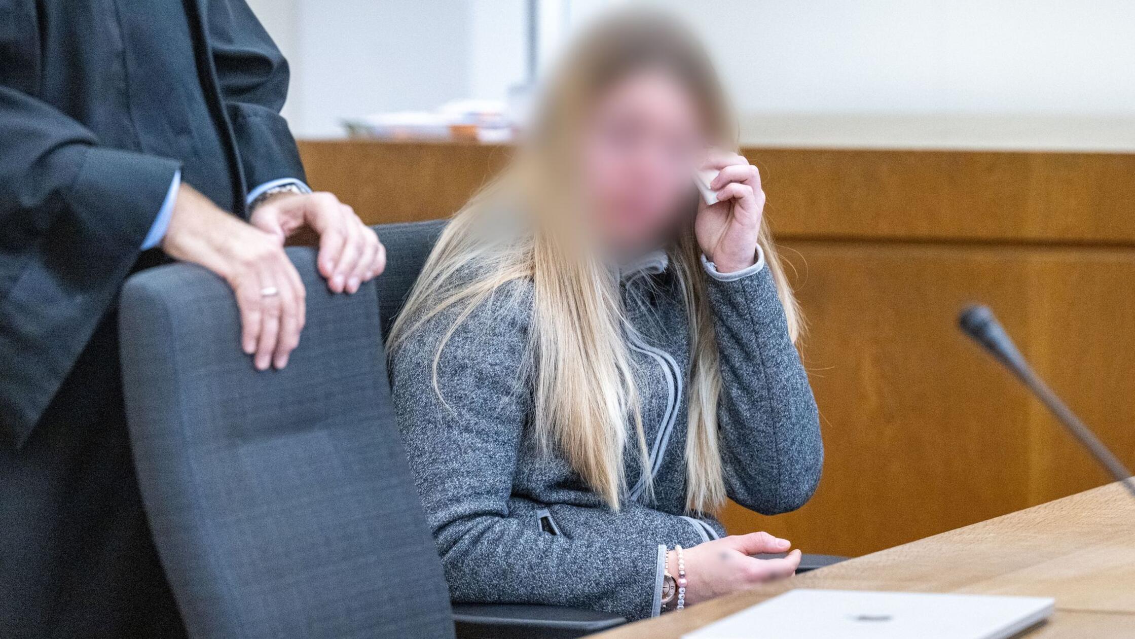 24-Jähriger erstochen - Lebensgefährtin angeklagt