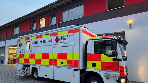 Von der Evakuierung waren auch sieben Altenheime betroffen, was die Einsatzkräfte und die Planung zur Evakuierung vor weitere Herausforderungen stellte.