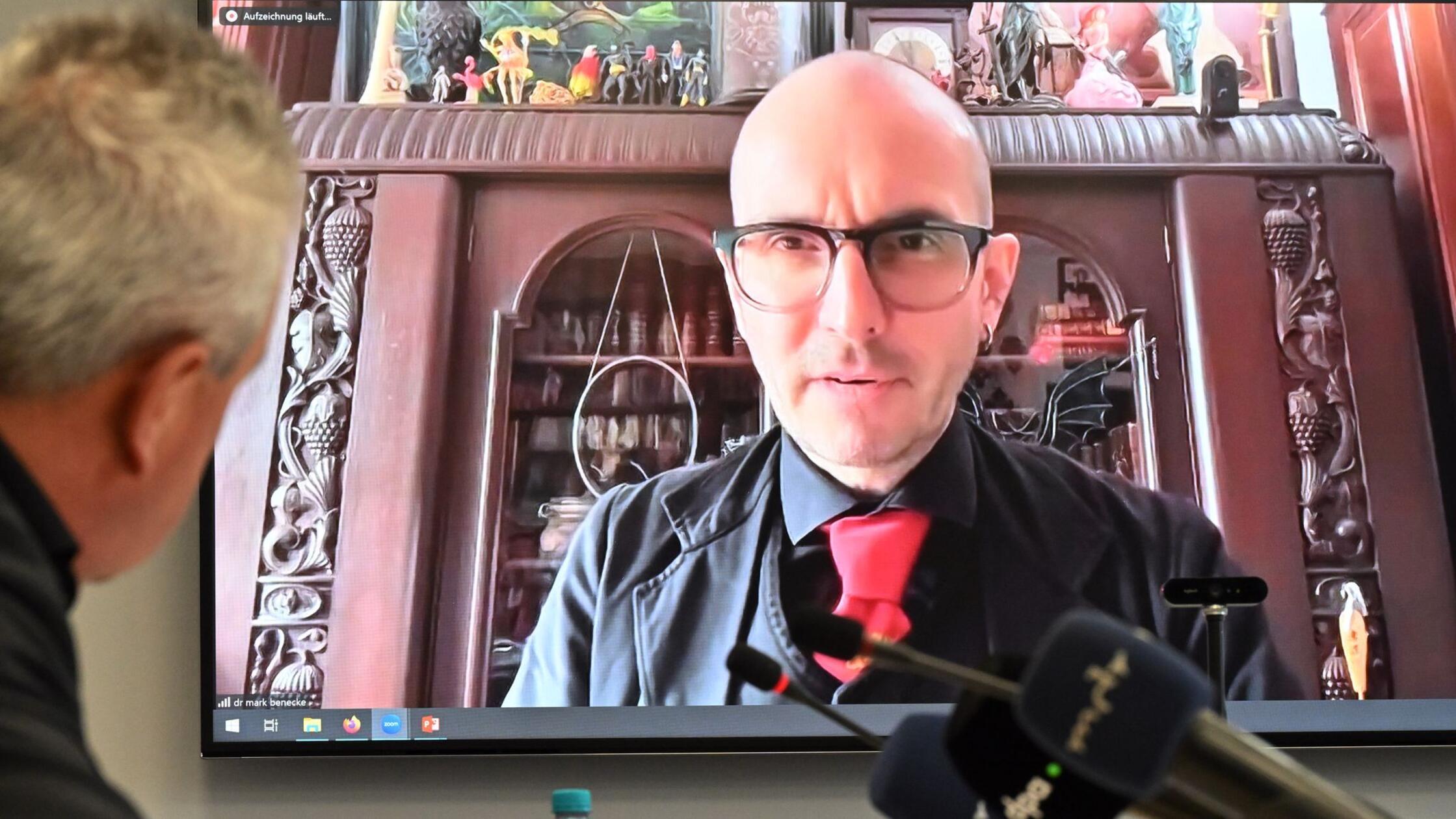 Hitlers Blut im Labor - Kriminalbiologe sieht valide Probe