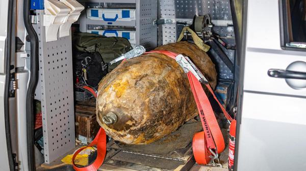 Die amerikanische Fliegerbombe wurde noch in der Nacht abtransportiert.