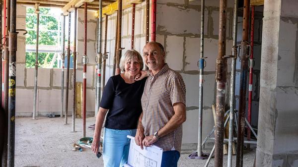 Josef und Bettina Tomazin ziehen aus einem Einfami