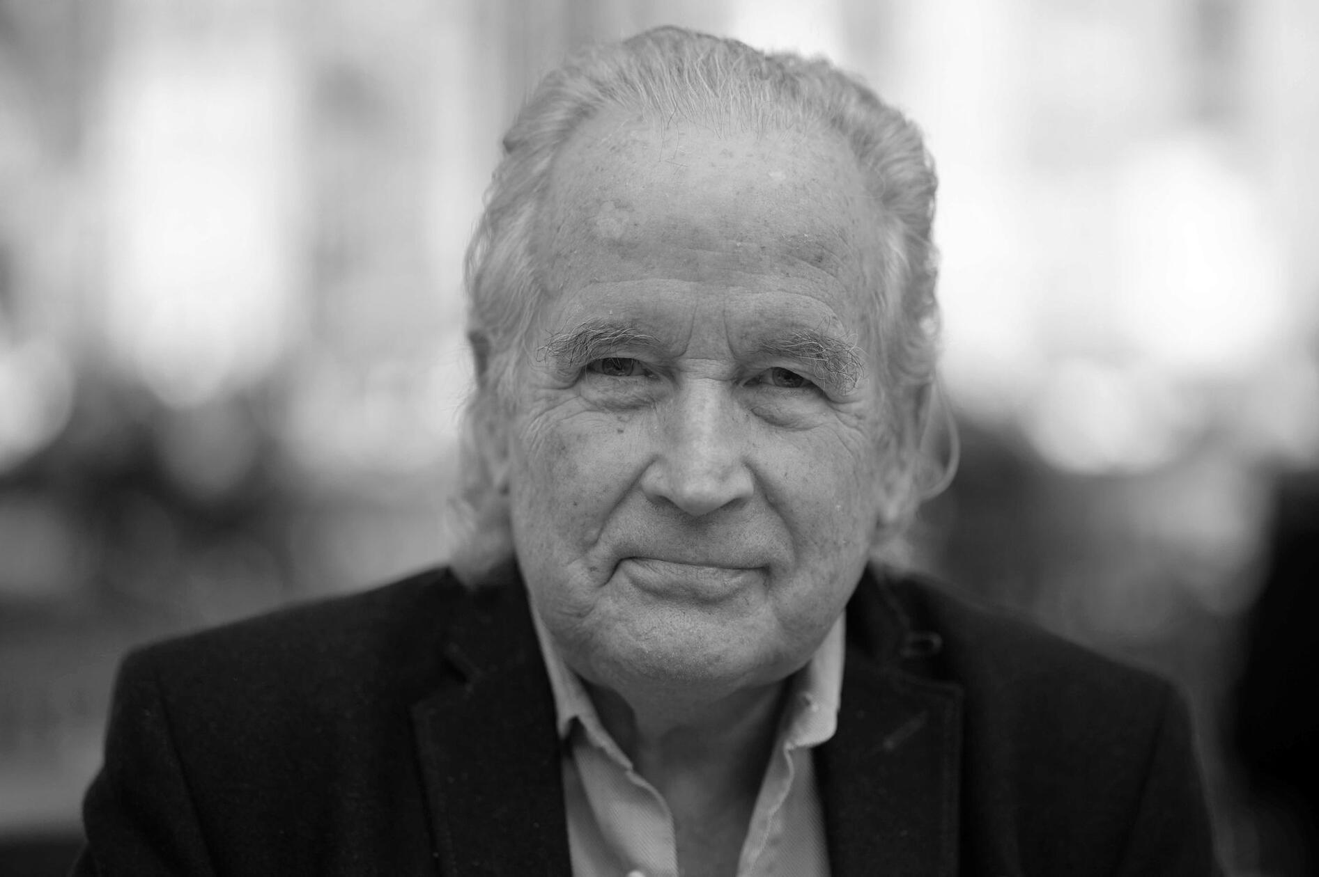 Der Fernsehmoderator und Schauspieler Max Schautzer starb "nach kurzer schwerer Krankheit" am 29. Januar 2025 im Alter von 84 Jahren in Köln. Ohne ihn ging lange nichts in der TV-Unterhaltung. Als Pionier hat er sich Shows ausgedacht, moderiert, Quote gemacht.