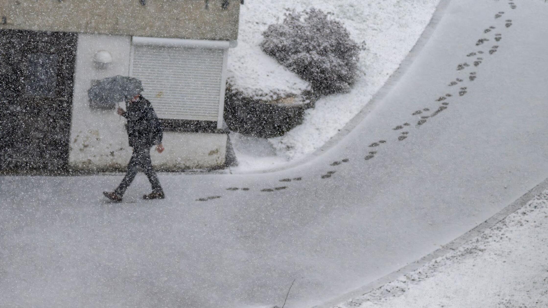 Glätte und Schnee in Mittelgebirgen zum Wochenstart