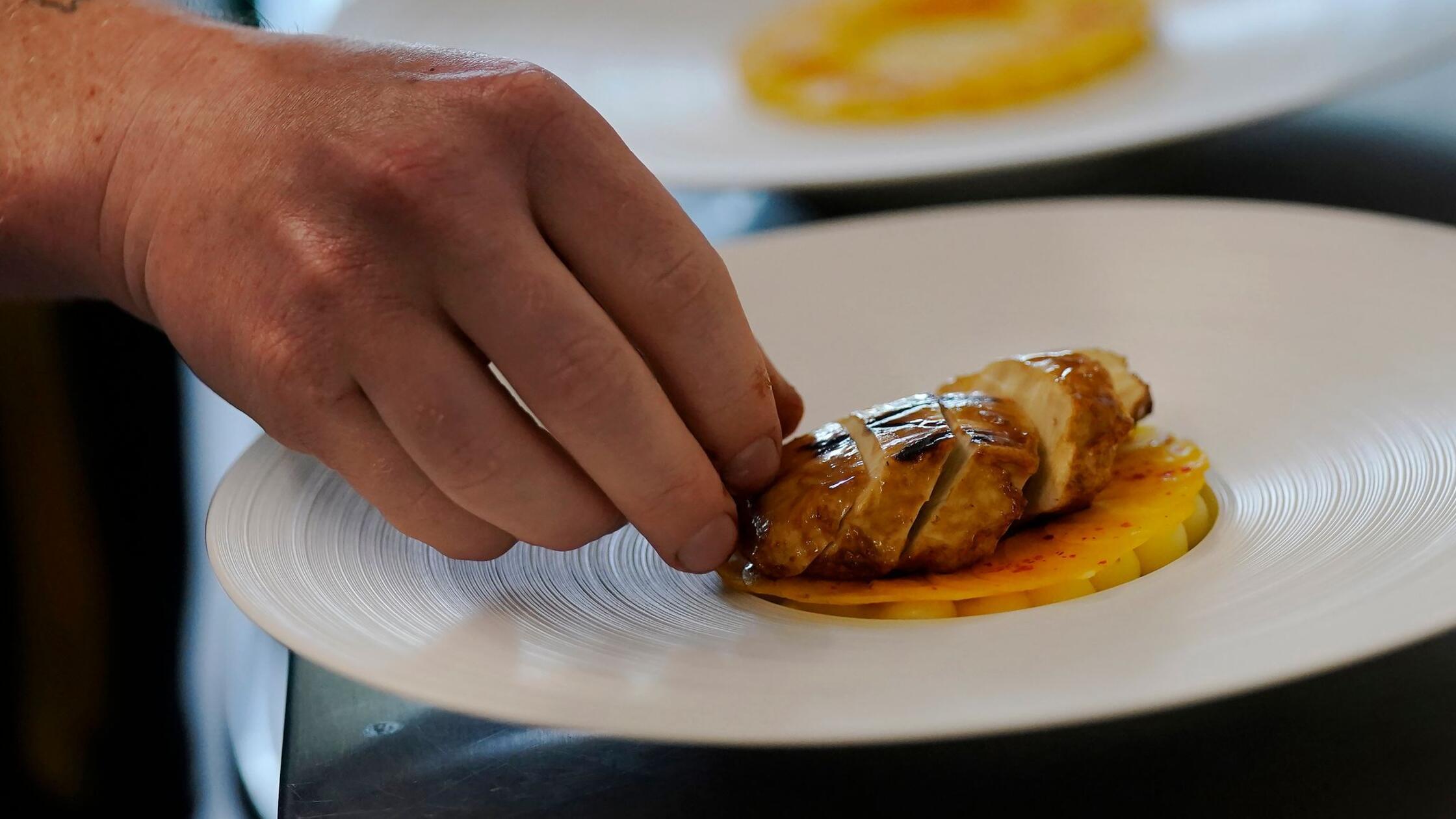 Ungarn verbietet Herstellung und Verkauf von Laborfleisch