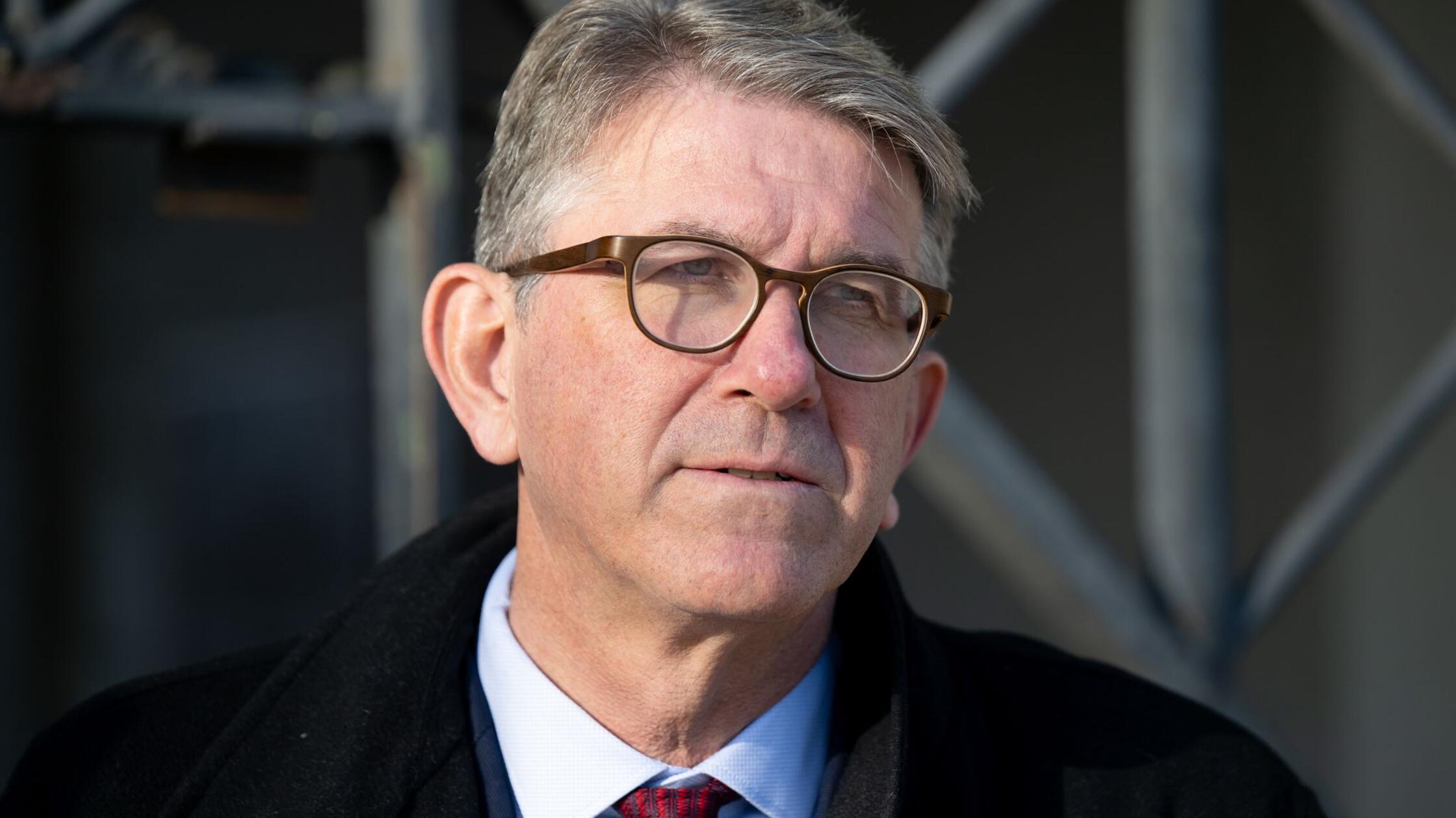 Weimer trennt sich vorläufig von Verlagsanteilen