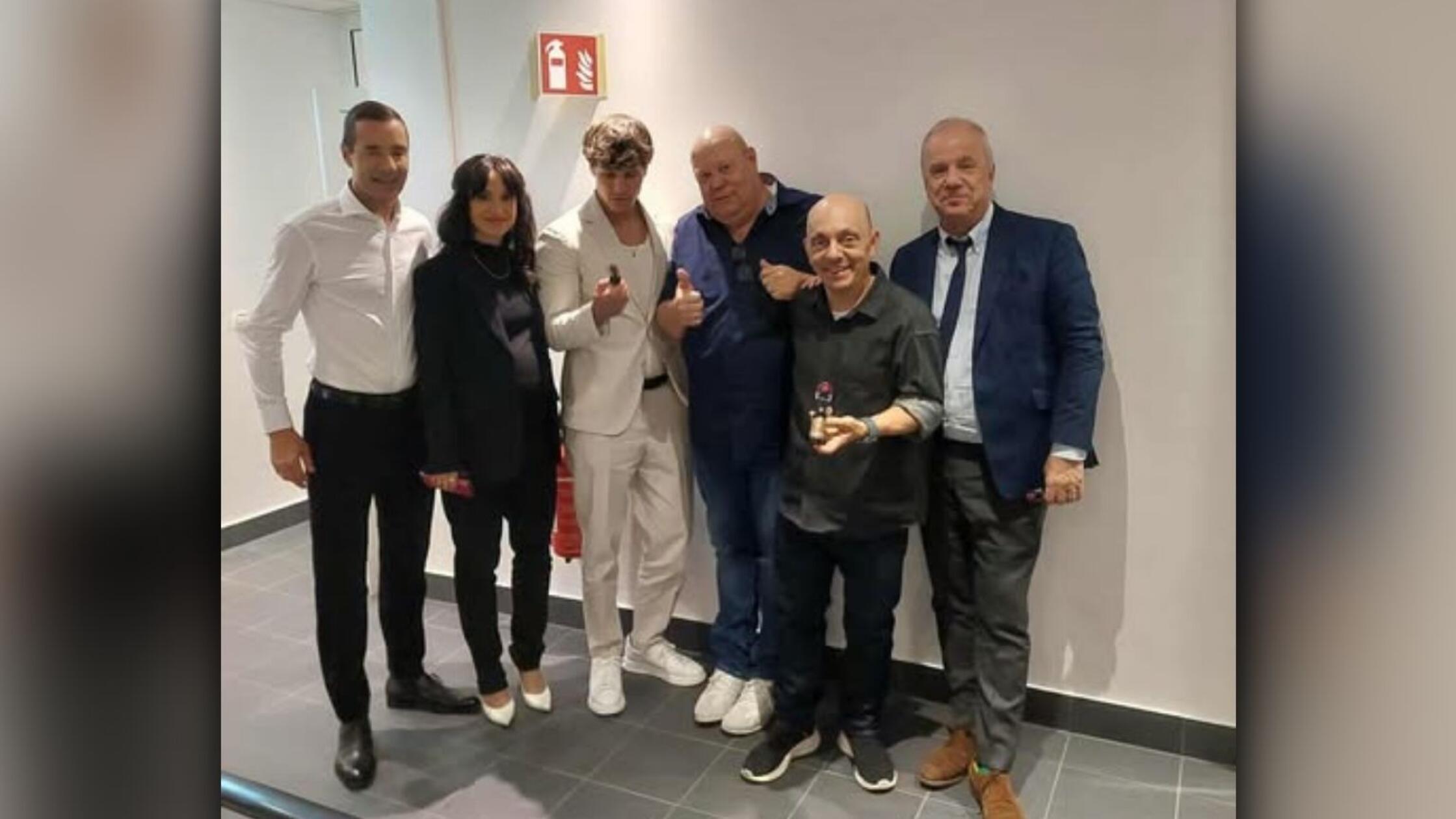 2025-12-01_12-18_bild_erweitern