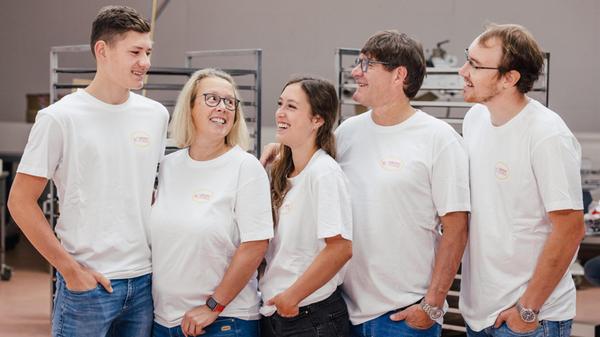 66382CFF-5D61-4590-A7AA-B041058898BC