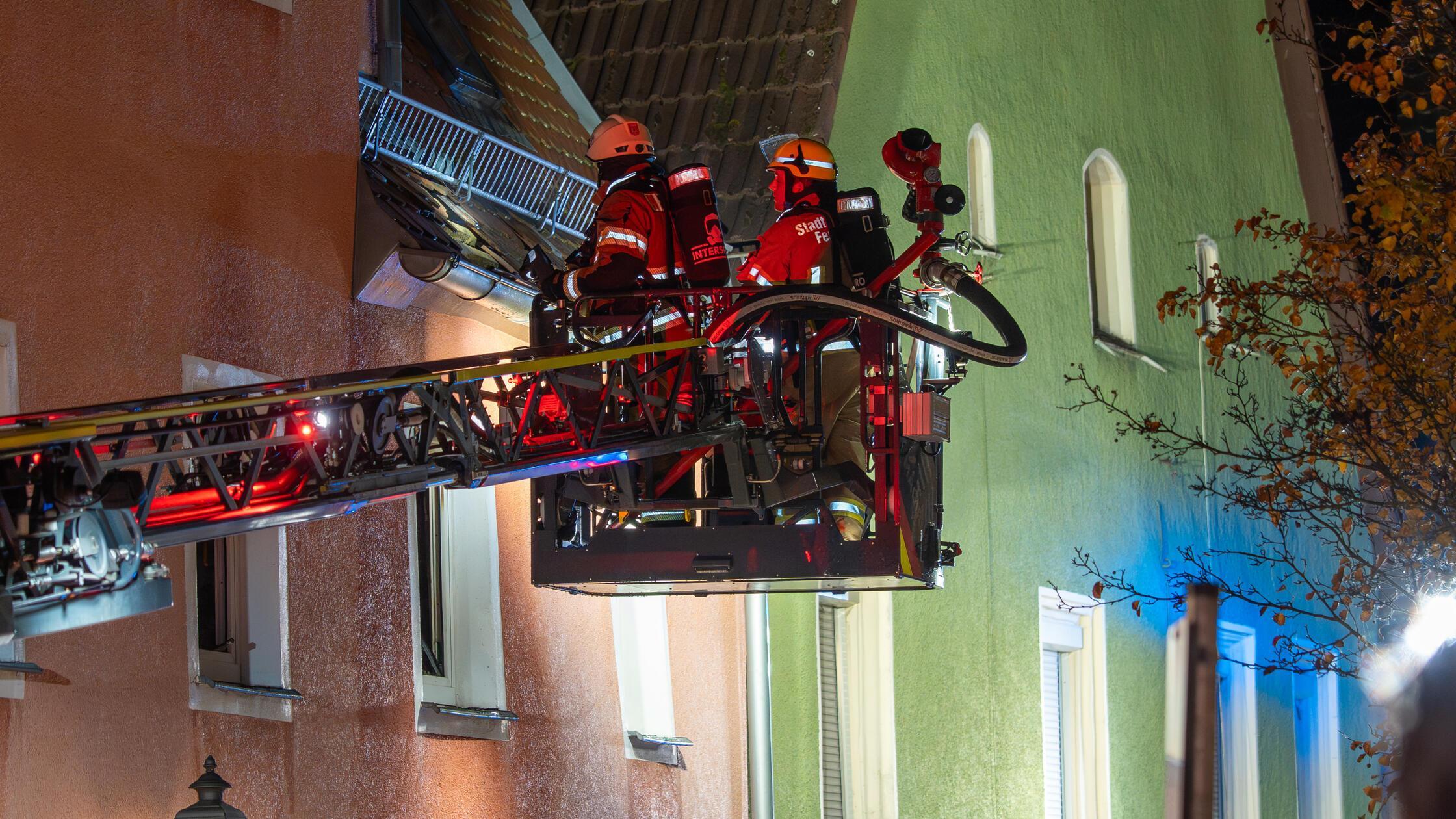 Am Samstagabend (15.11.2025) kam es gegen 22:00 Uh