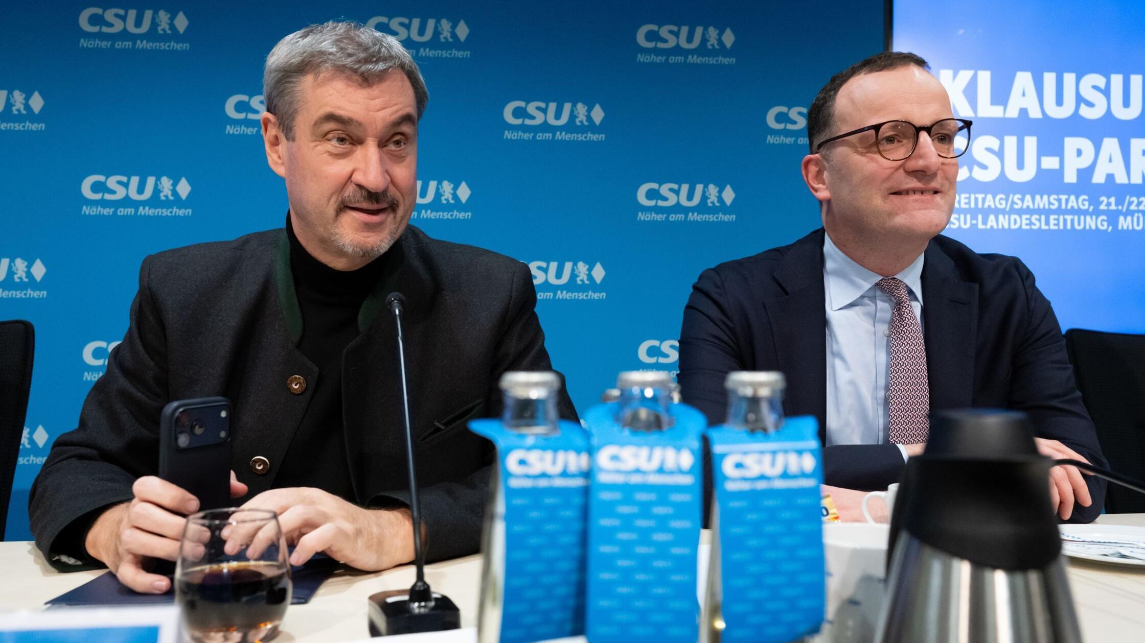 CSU in Markus Söder se soočata z izzivi zaradi koalicijskih sporov in vzpona AfD
