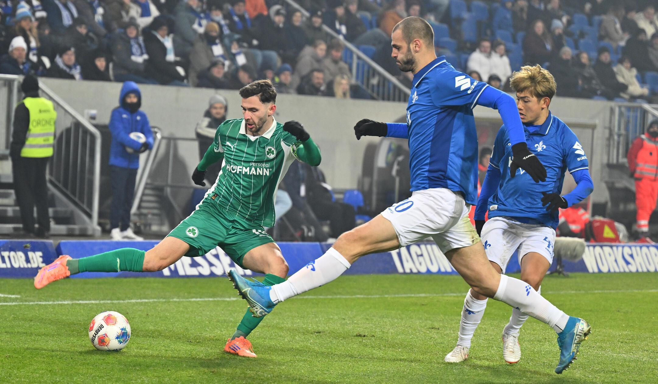 Das Kleeblatt präsentiert sich in Durchgang eins auf Augenhöhe, mit einem leistungsgerechten Remis geht es in die Kabinen.