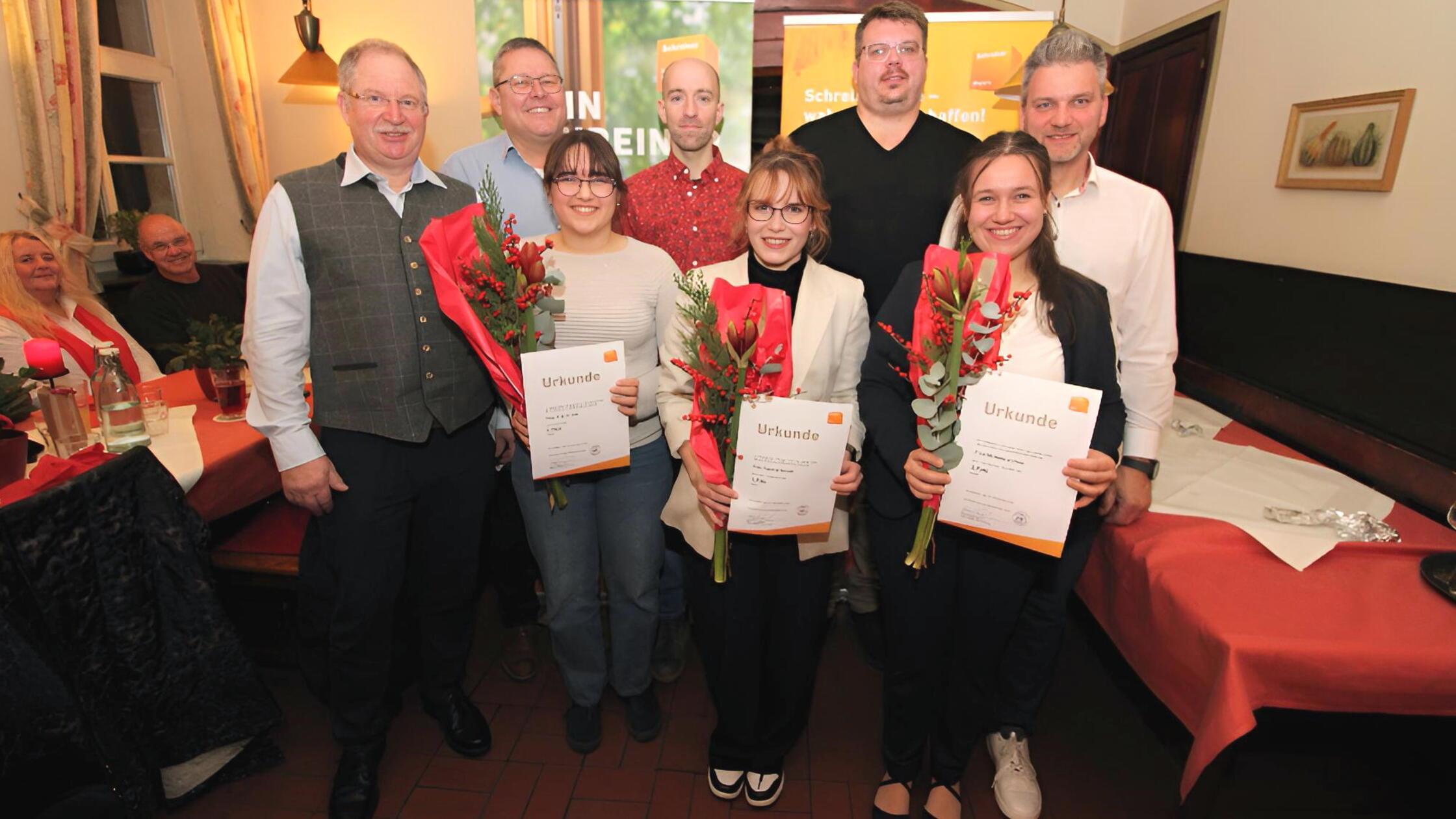 Obermeister Reinhard Siegert (links) und Stellvert