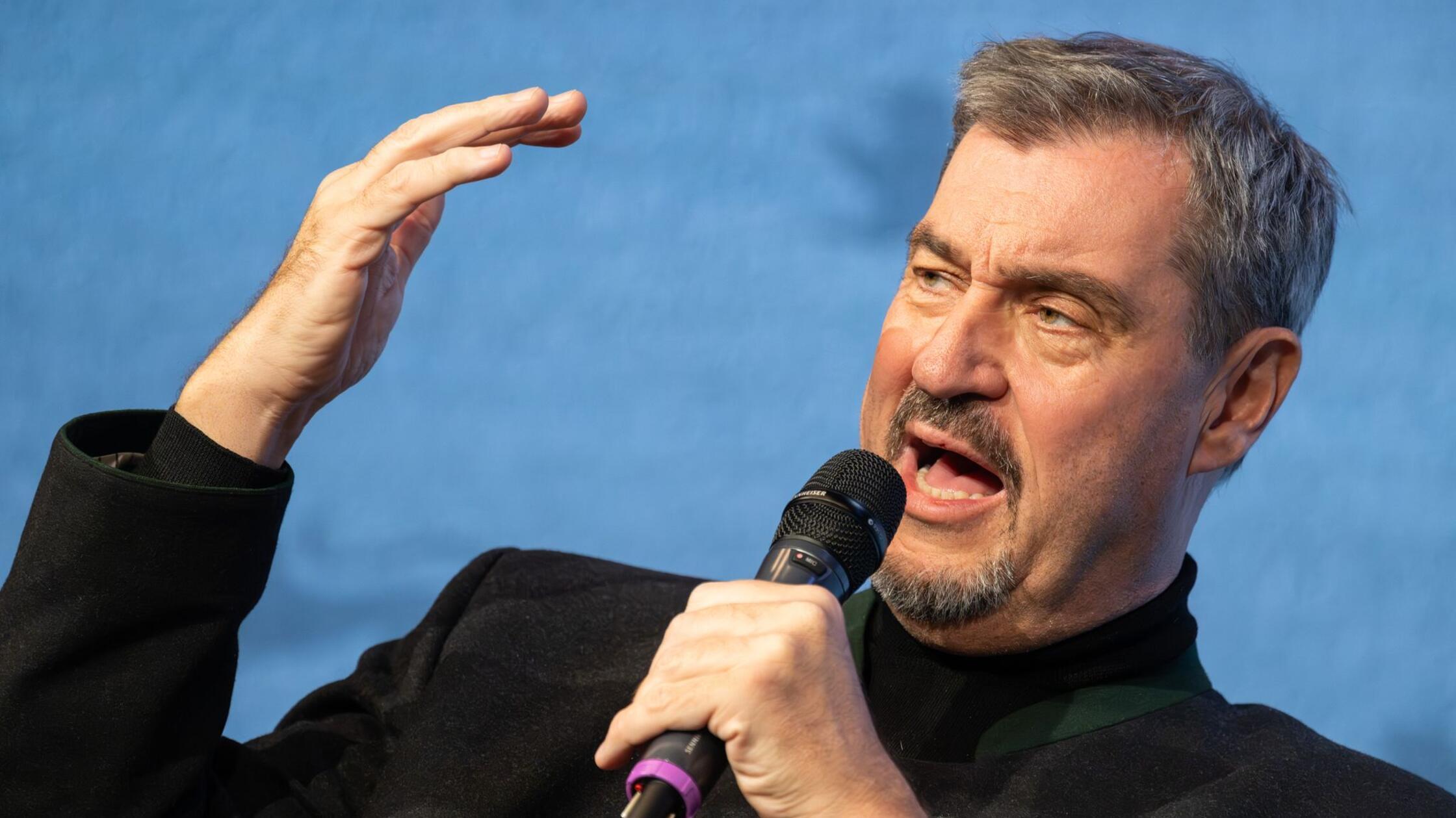 „Bücklinge Moskaus“: Söder attackiert AfD frontal