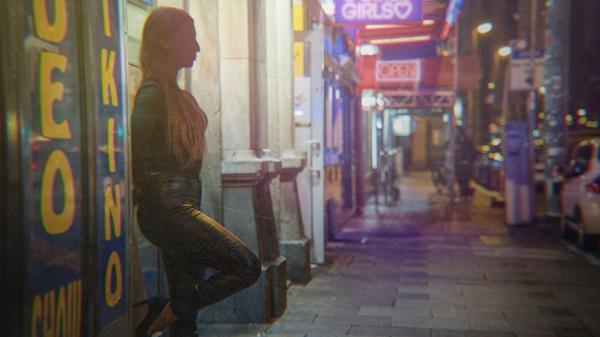 - "Verbrechen! True Crime mit Sarah Tacke - Gefan