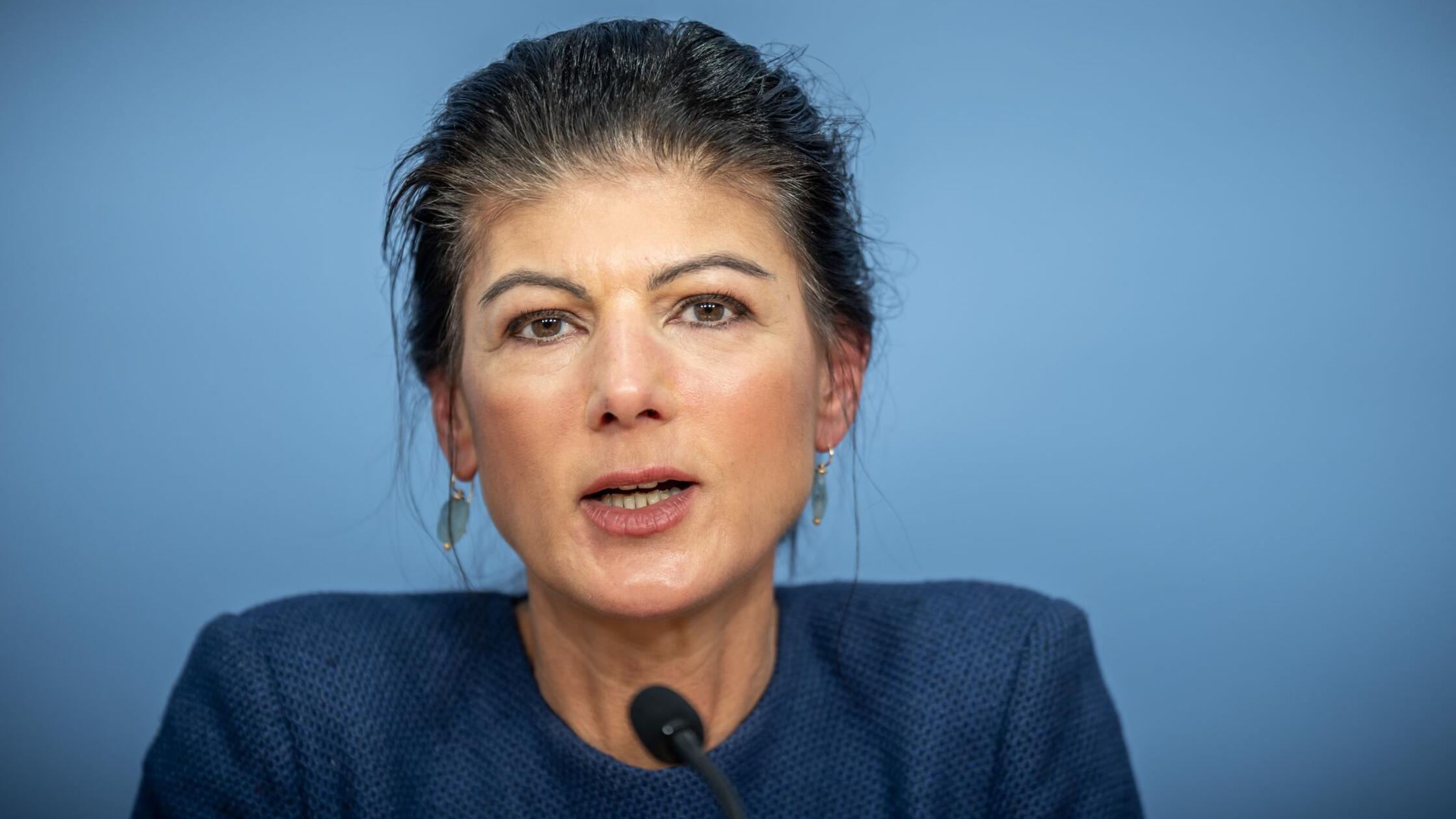 Wagenknecht: Wahlprüfungsausschuss befangen