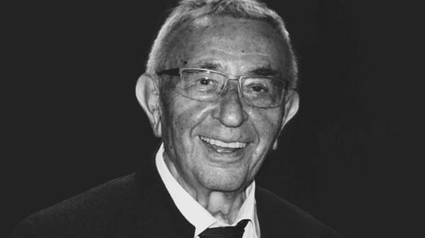 Altbürgermeister Andreas Stenglein stirbt am 5. Januar 2025 im Alter von 95 Jahren. Der SPD-Politiker hat sich im Landkreis Bamberg verdient gemacht. Der Politiker habe stets ein offenes Ohr für die Belange der Bevölkerung aus allen Schichten gehabt, so die Stadt Bamberg in ihrem Nachruf. Stenglein war zwischen 1966 und 1972 Bürgermeister der Gemeinde Gaustadt, die damals noch eigenständig war. Erst mit der Gebietsreform wurde Gaustadt in Bamberg eingemeindet. Stenglein war ein "überaus engagierten Bürger, der als Mandatsträger in vielen Funktionen Vorbildliches geleistet hat", heißt es weiter. Er war bereits verwitwet und hinterlässt drei Kinder.