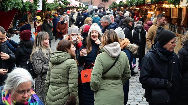 Tausende Besucherinnen und Besucher aus aller Welt werden an diesem Freitag zur Eröffnung erwartet. Schon vor dem Prolog herrscht beste Stimmung.
