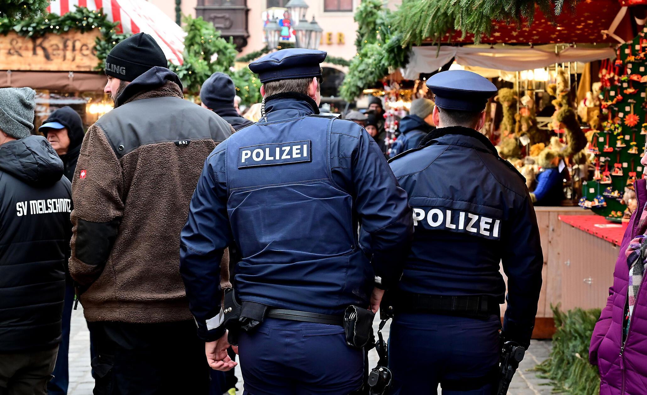 Zahlreiche uniformierte und zivile Kräfte sind in den nächsten Tagen auf dem Markt unterwegs.