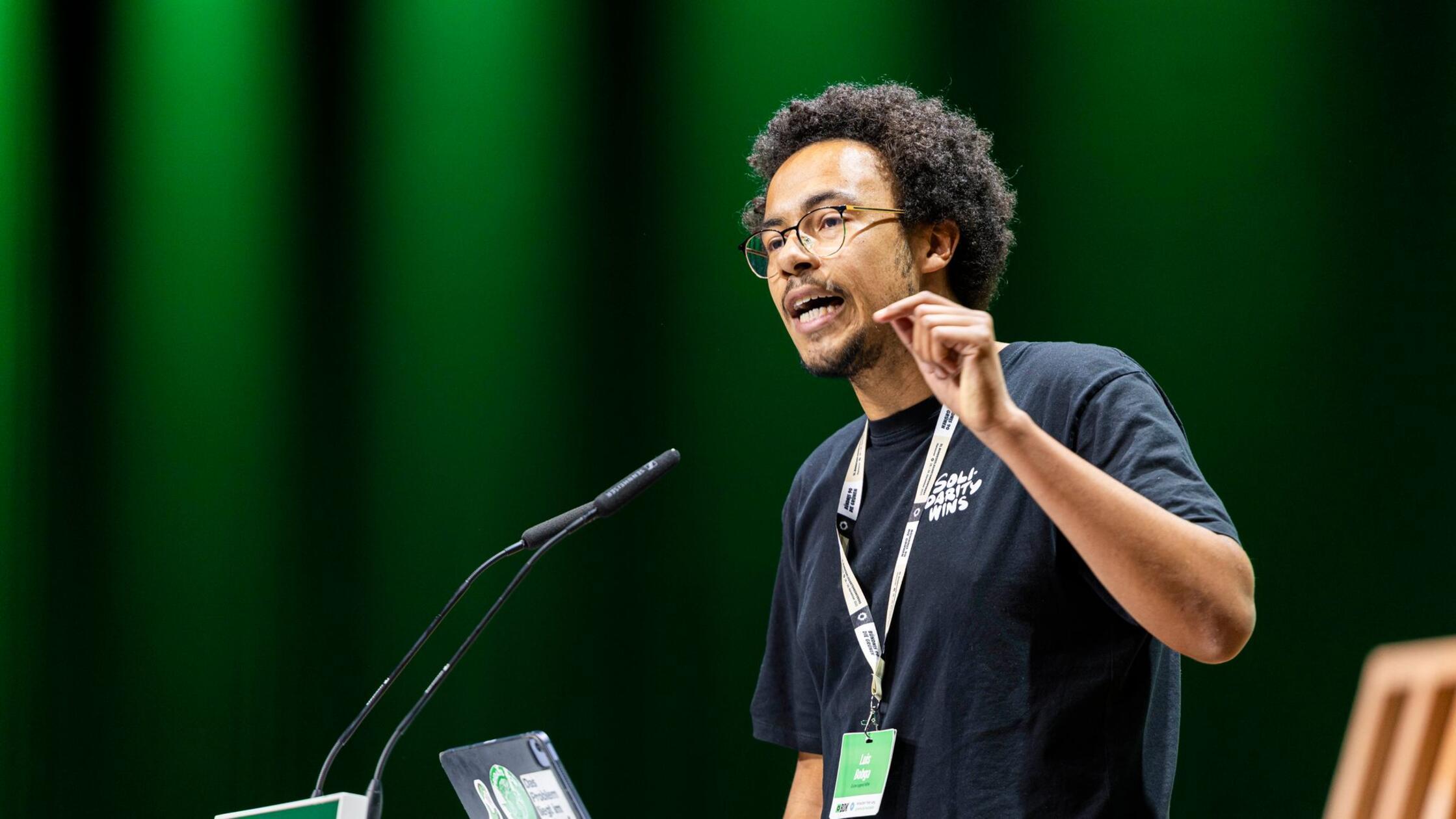 Grüne beziehen Position zu Wehrdienst und Nahost