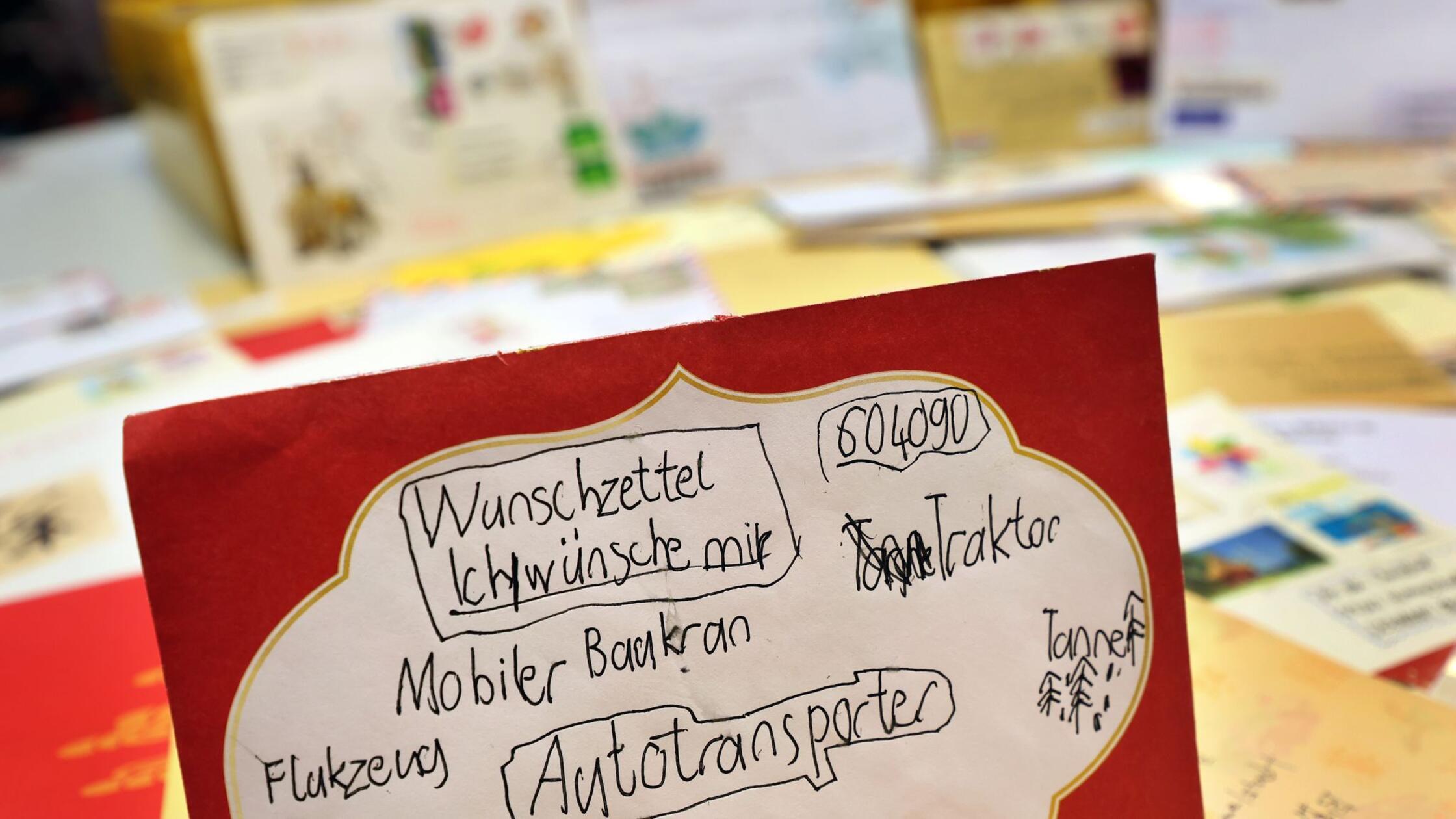 Adventsstress im Weihnachtspostamt – Kinder wollen Antwort