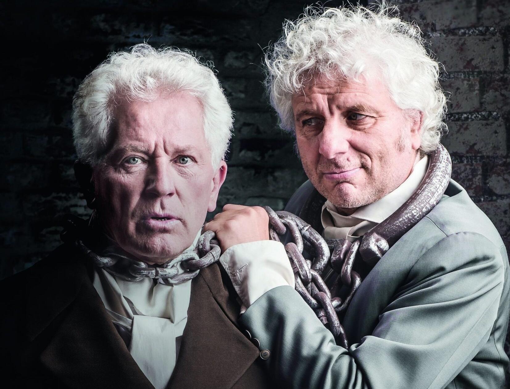 Charles Dickens' "Christmas Carol" aus dem Jahr 1843 ist eine der berühmtesten Weihnachtsgeschichten. Regisseur Martin Mühleis und Komponist Libor Šíma haben aus dem Stoff über einen alten Geizhals, der am Abend vor Weihnachten von vier Geistern heimgesucht wird, ein musikalisches Bühnenmärchen gezaubert. Am Freitag, 12. Dezember, spielt es das Kult-Duo Miroslav Nemec und Udo Wachtveitl in der Meistersingerhalle vor. Beginn: 19.30 Uhr.